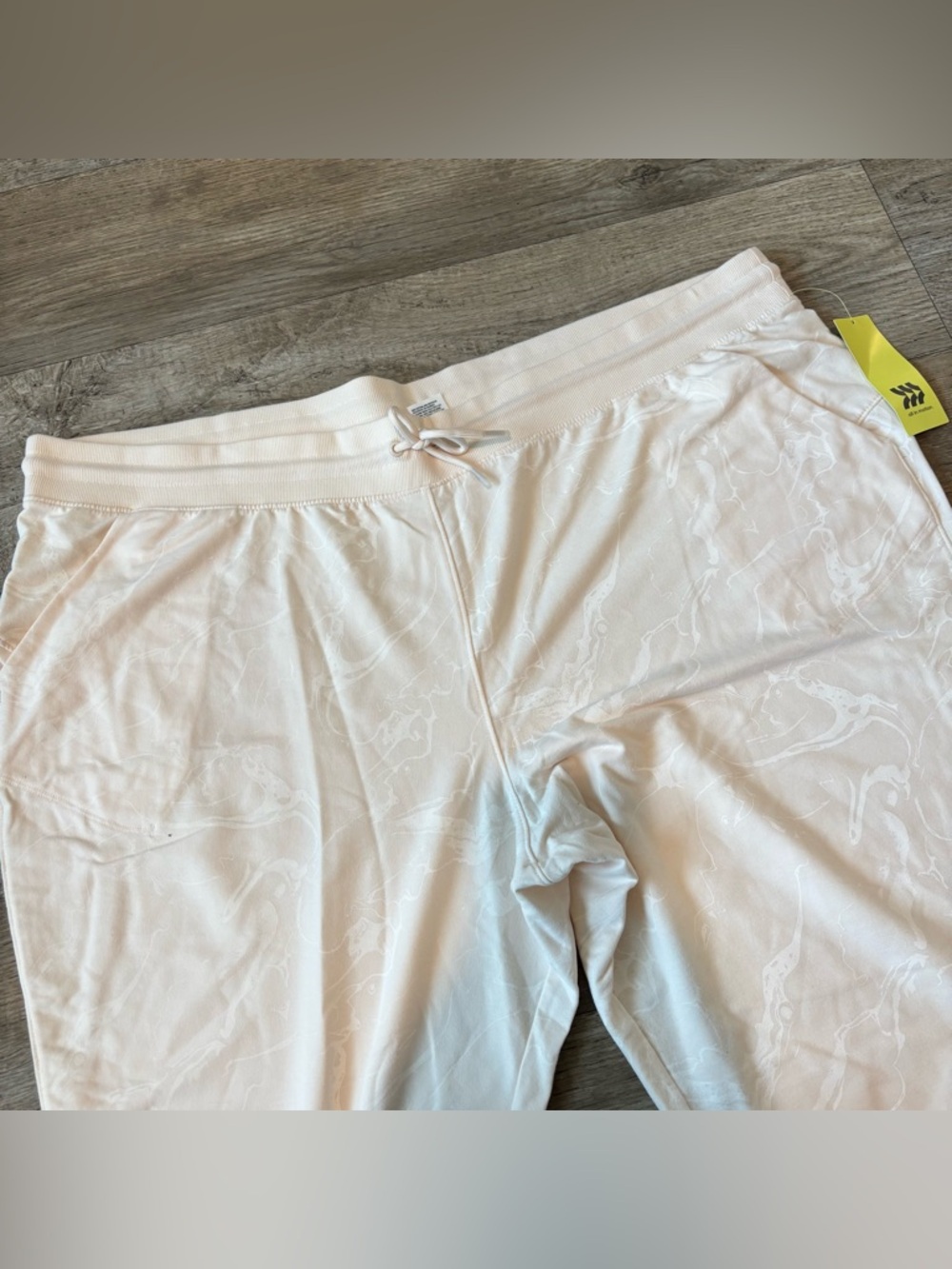 All In Motion Women’s Plus size French Terry Ivory Print Joggers 3X NEW - Picture 4 of 8